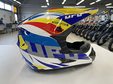 Шлем кроссовый HETOSHI UFD XD1-43 цв. Бело-сине-красно-желтый р. L 